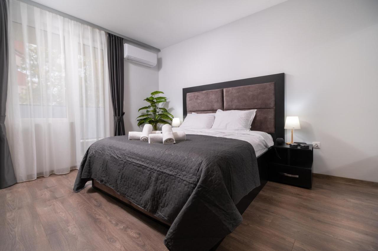 Chic 1Br Apartment With Balcony In Plovdiv Ngoại thất bức ảnh