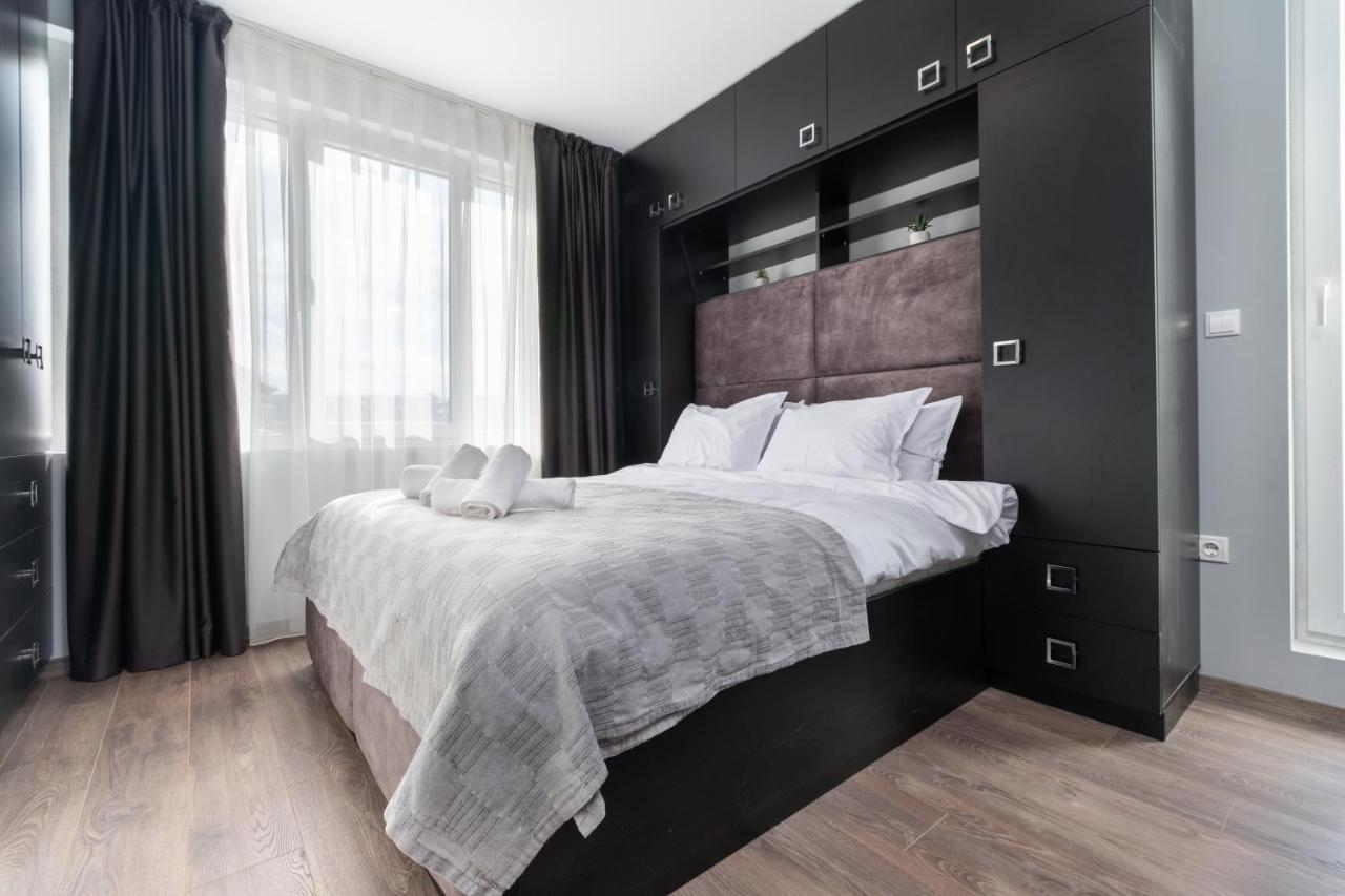 Chic 1Br Apartment With Balcony In Plovdiv Ngoại thất bức ảnh